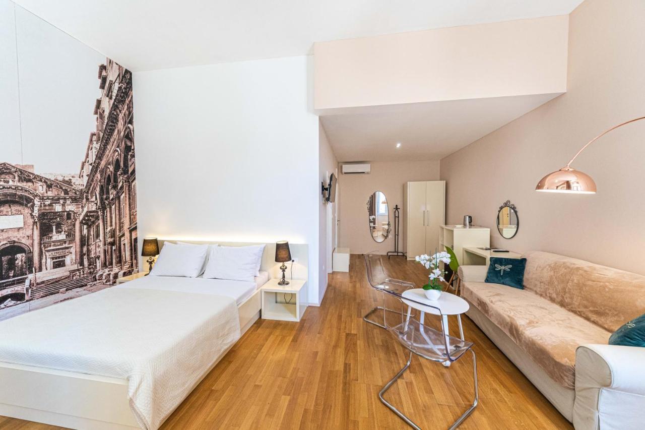 Pjaca City Rooms Split Exterior photo