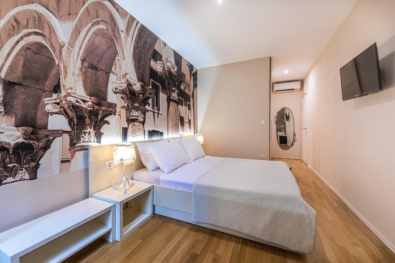 Pjaca City Rooms Split Exterior photo