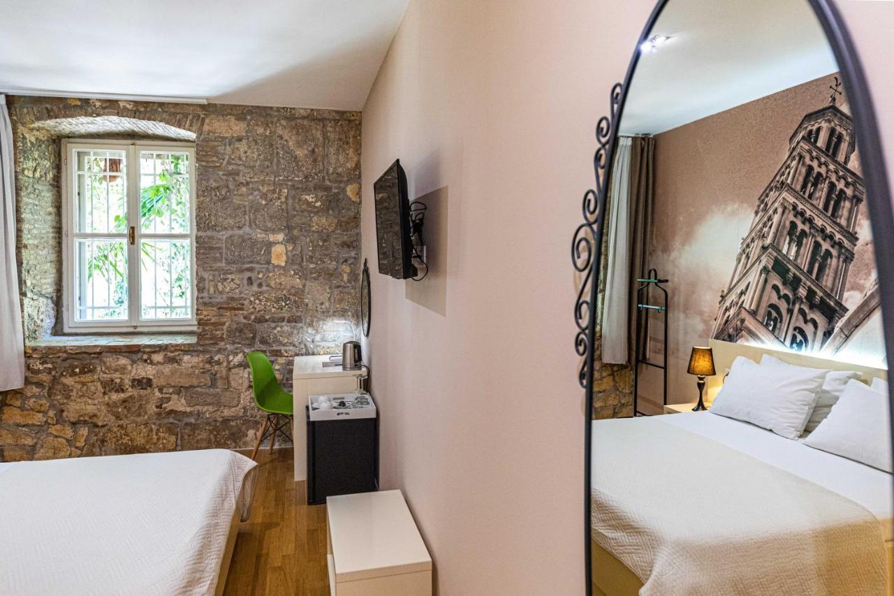 Pjaca City Rooms Split Exterior photo